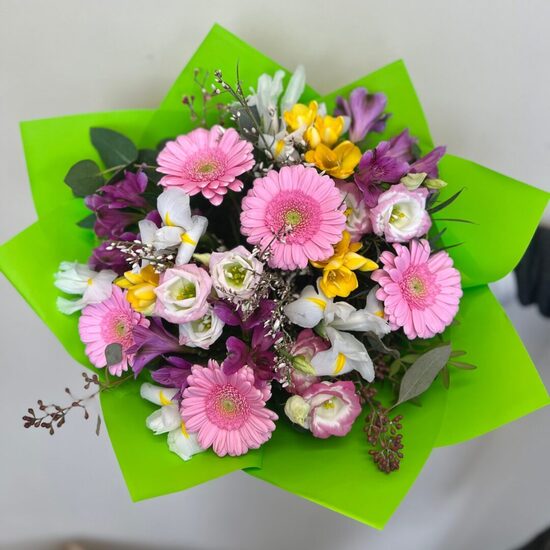 Košais Pavasaris ziedu pušķis