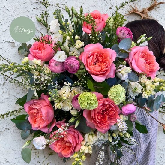 Lielais Lux Ziedu Pušķis Vasaras Dārzs